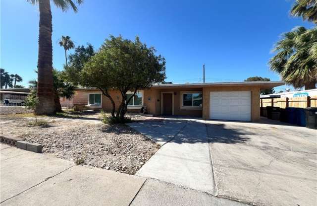 2017 Bracken Avenue photos photos
