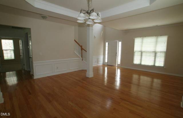 5324 Shaker Heights Lane Gallery 3