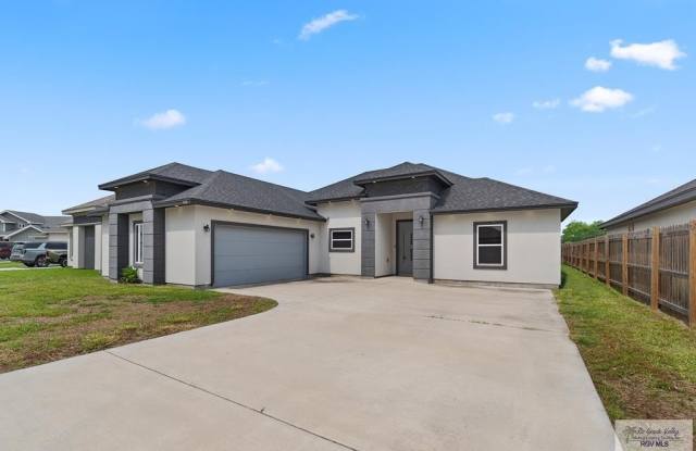 9448 W QUEEN PALM photos photos