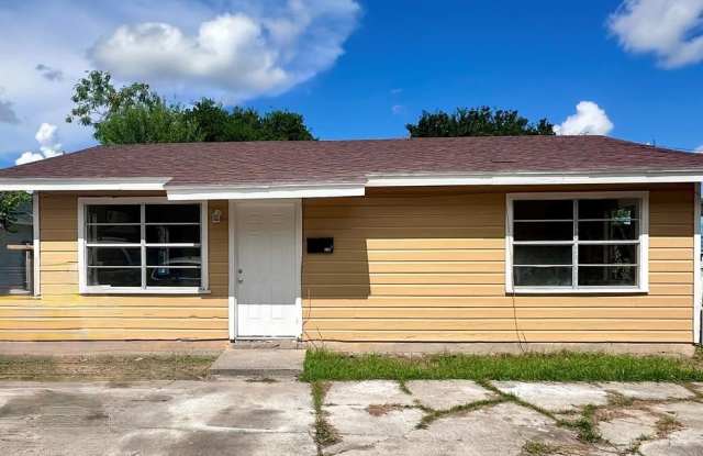 845 E TAYLOR ST photos photos