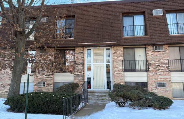 201 N Waters Edge Drive unit: 101 photos photos