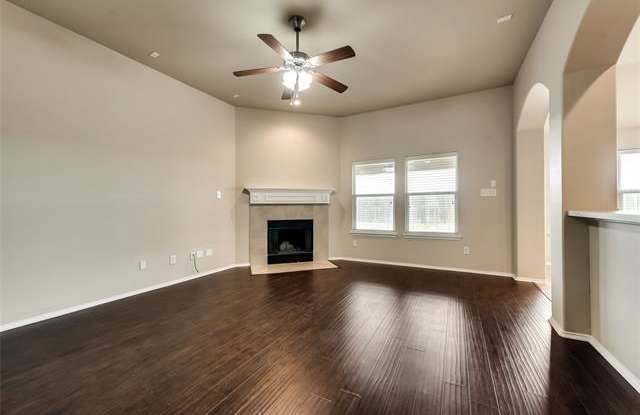 2116 Hartley Drive Gallery 3