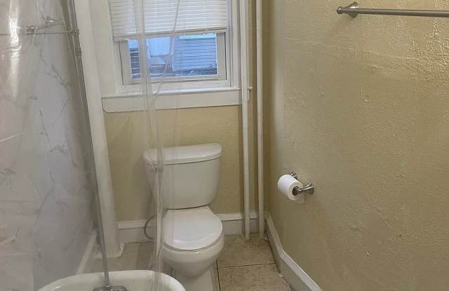 430 Folcroft Avenue - UNIT #2 Gallery 4