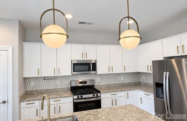 5968 Pier Drive Gallery 4