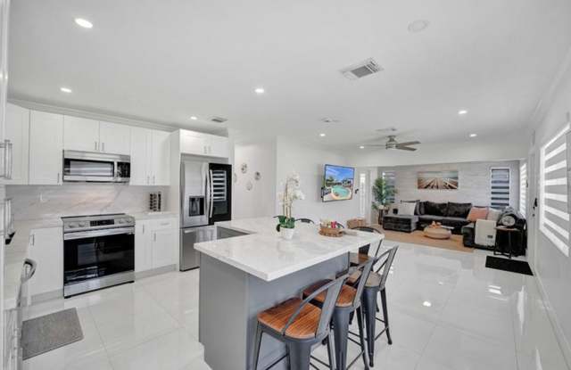 6740 CUSTER Street, Hollywood, FL 33024 Gallery 4