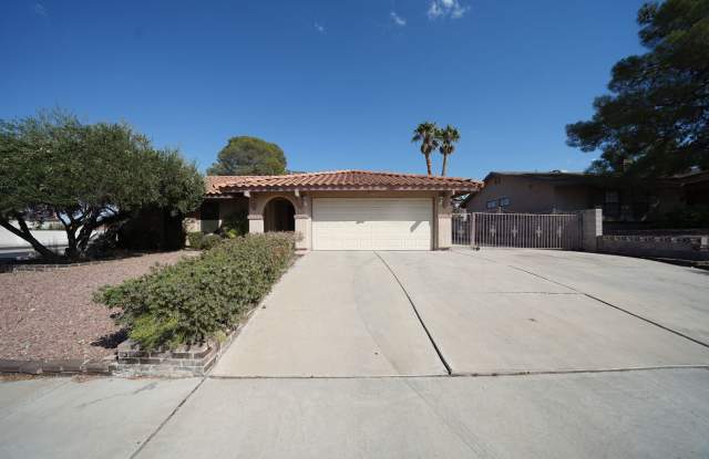 SHOWINGS AVAILABLE NOW Gallery 2