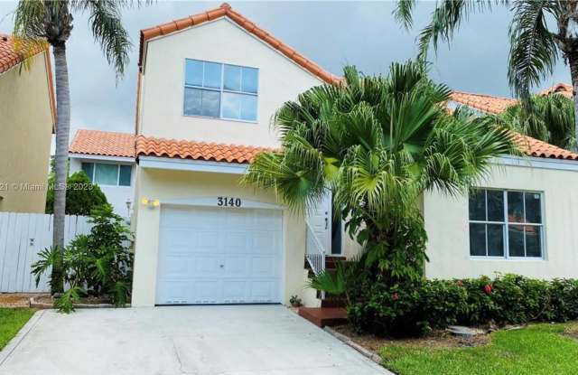 3140 N 36th Ave - 3140 North 36th Avenue, Hollywood, FL 33021