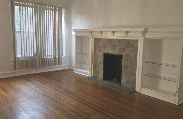 7014 S Crandon Avenue Gallery 2