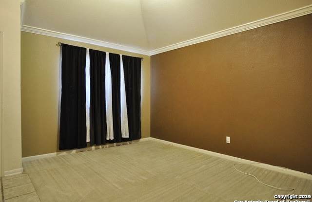104 BAYBERRY LN Gallery 2