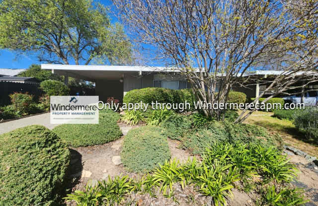 Halfplex Gem at River College Square- Available Now! photos photos