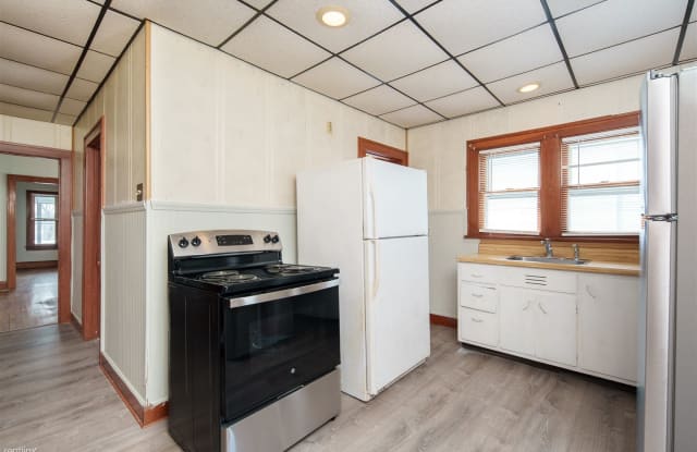 159 8th Ave - 159 8th Avenue, Troy, NY 12180
