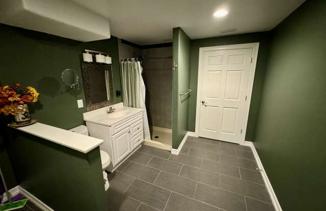 6454 Ponderosa Trail S Gallery 3