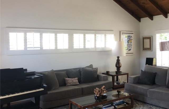 1001 Cliff Drive Gallery 3