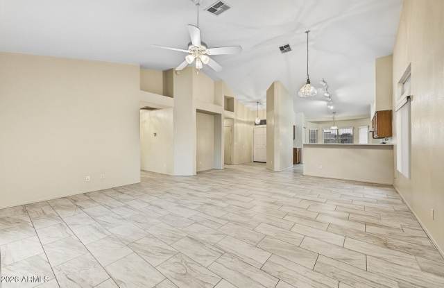 Very clean 3 bed, 2 bath in Peoria Gallery 4