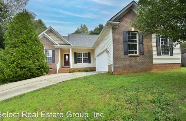 6729 Stoneglen Drive - 6729 Stoneglen Drive, Denver, NC 28037