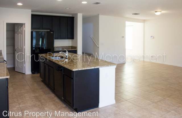 2754 Stanwood Drive Gallery 3