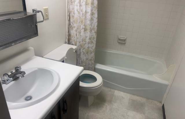 407 East Hugus StreetD photos photos