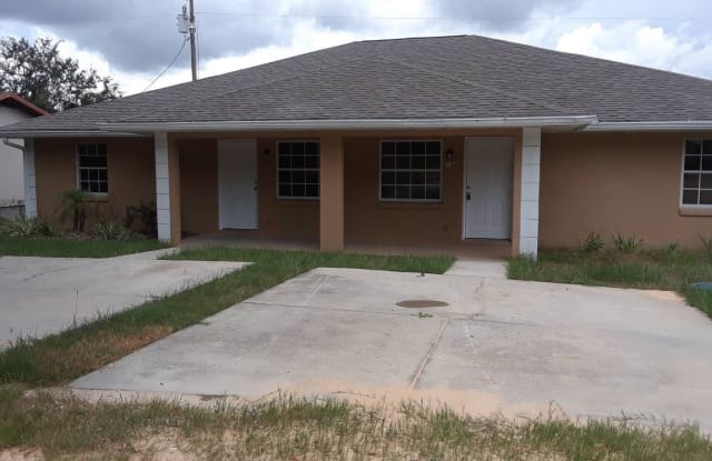 104 Berger Court - 104 Berger Court, Mascotte, FL 34753