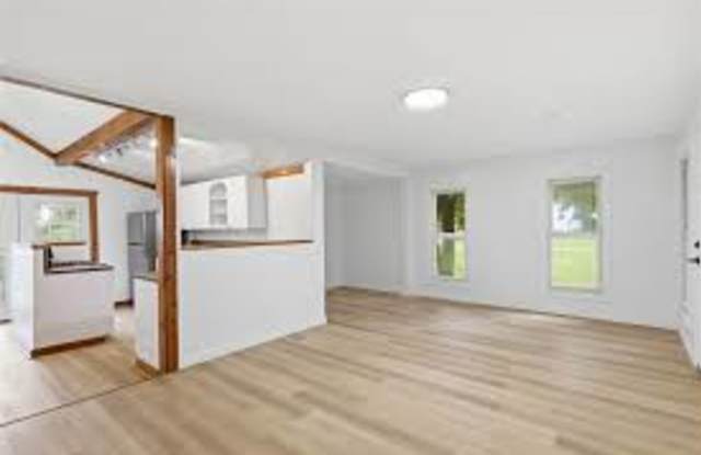 9164 Route 5 Gallery 3