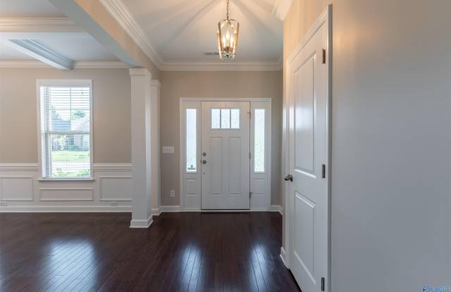 15223 Lakeside Trail Gallery 2