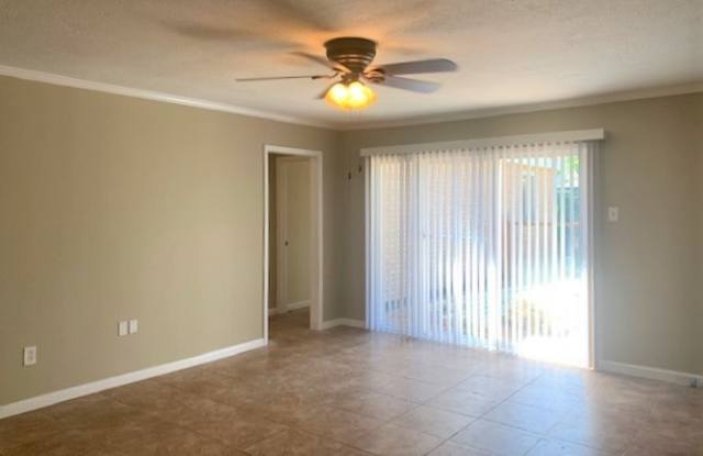 1853 Dolphin Drive Gallery 4