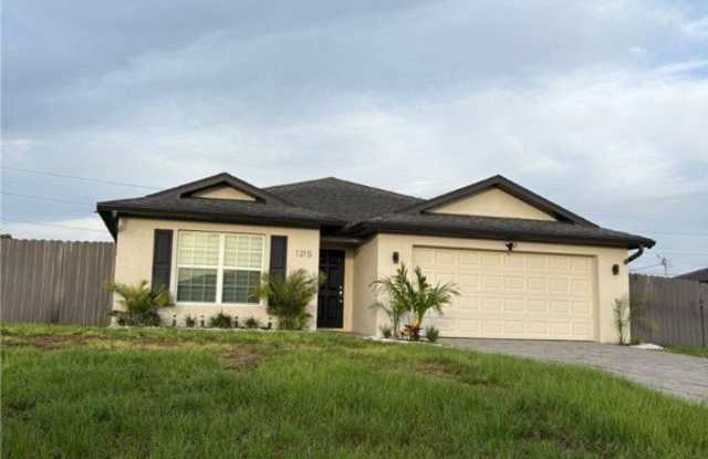 1215 NW Juanita Place photos photos