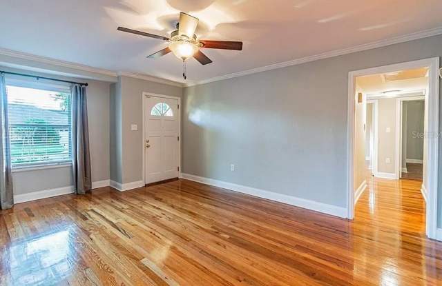 3705 W Barcelona St - For Rent! Gallery 4