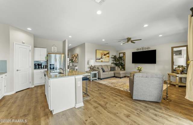 4056 Starling Place Gallery 4