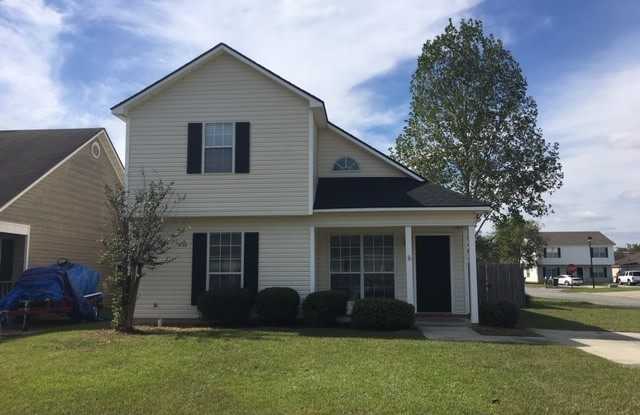 Beautifully Renovated 2 Story Home in Great Location!! photos photos