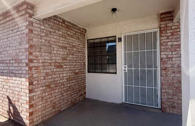 10818 Ivanhoe Drive Gallery 2