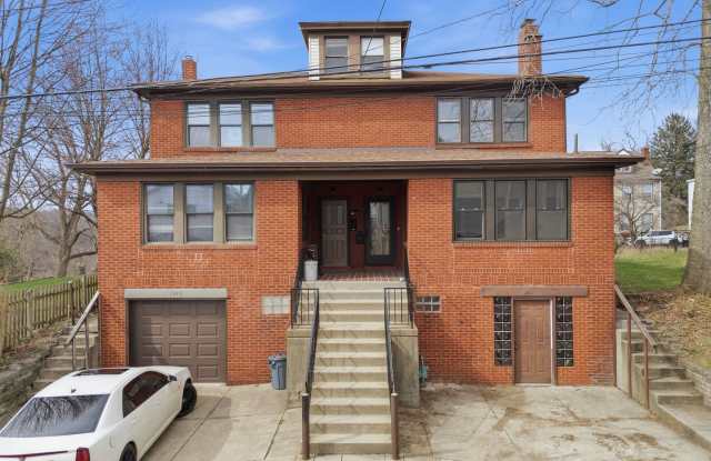 Beautiful, Newly Updated 3 Bedroom/1.5 Bath on quiet street near Pittsburgh's North side. AVAILABLENOW!!! photos photos