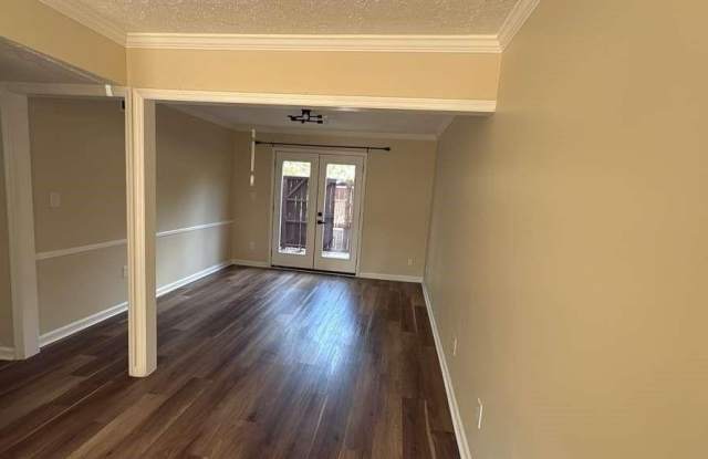 5011 Meadow Lane Gallery 4