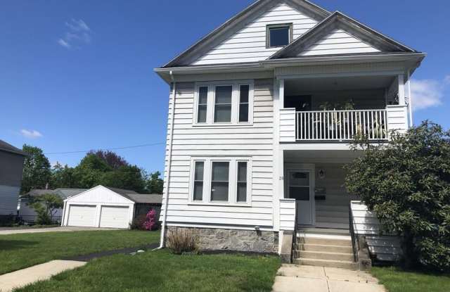 28 Hilton Ave - 28 Hilton Avenue, Worcester, MA 01604