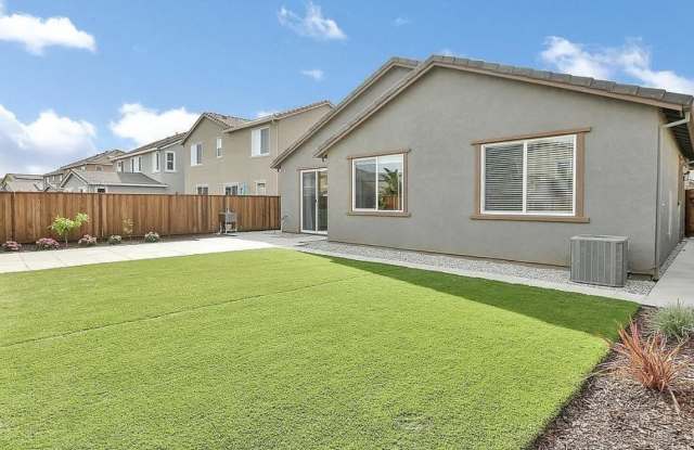 5443 Pinzano Way photos photos