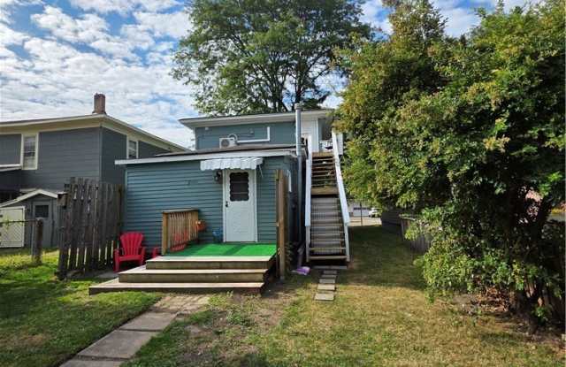 311 Woodview Avenue Gallery 3