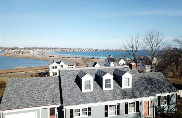 236 Eustis Avenue - 236 Eustis Avenue, Newport, RI 02840
