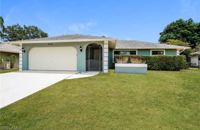 3311 SE Santa Barbara Place photos photos