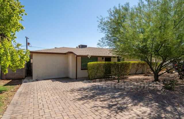 1309 E Orange St photos photos