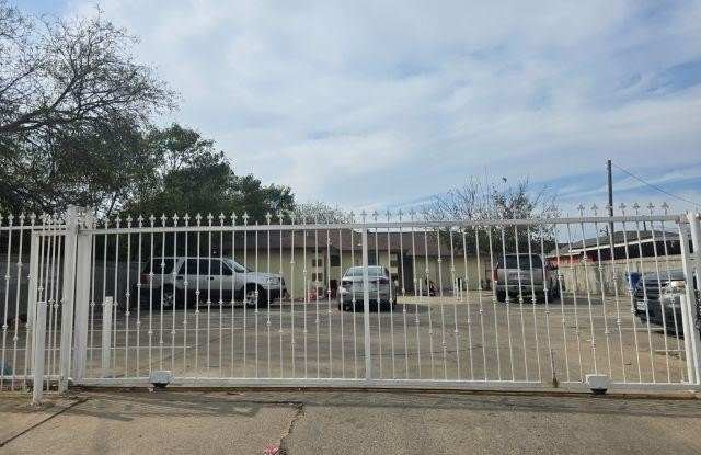 2016 S India Ave photos photos