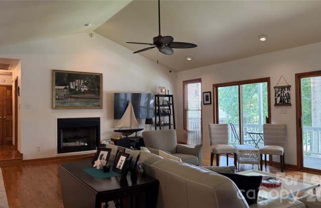 16318 Stinson Cove Road Gallery 3