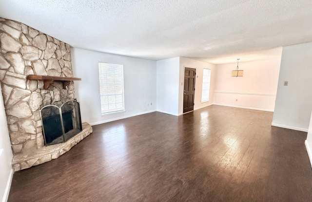 2-Bedroom Upstairs Condo in Concord Condos – Prime Location Near LSU Gallery 4