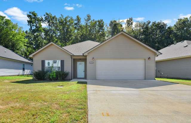 Pet Friendly Three Bedroom! photos photos