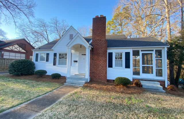 2bed/1ba House off Union St S. of Downtown Concord close to McAllister Elementary - 51 Eastcliff Drive Southeast, Concord, NC 28025