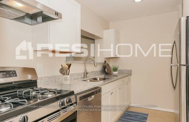 1067 North Gertrude Court Gallery 3