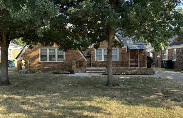 1015 Nw 40th St photos photos