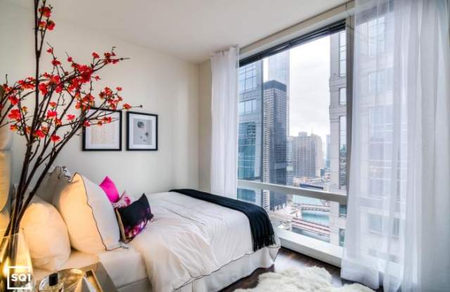 121 West Wacker Gallery 3
