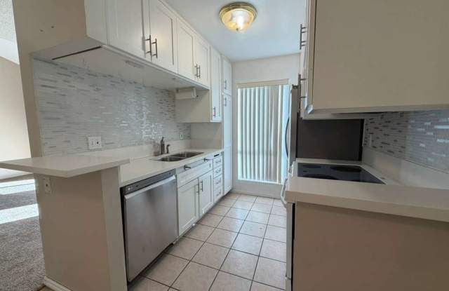 330 N Chapel Avenue photos photos