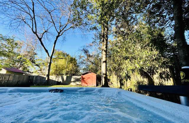 2043 Dellwood Ave - 2043 Dellwood Avenue, Jacksonville, FL 32204