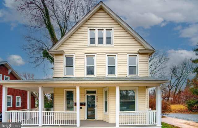 3807 FLEETWOOD Avenue Gallery 3