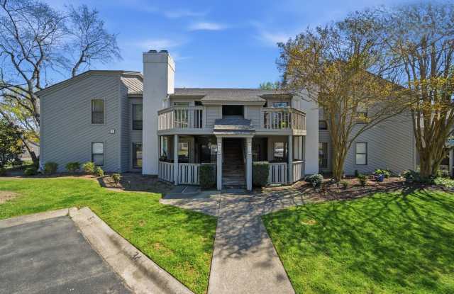 2 Bedroom Condo in Deerwood Knoll photos photos